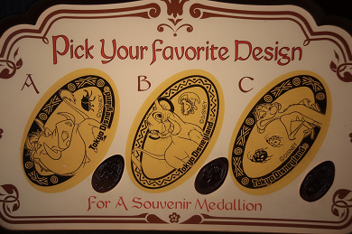 映画 ライオンキング のヴィランズ スカーのtシャツ キャステル Castel ディズニー情報