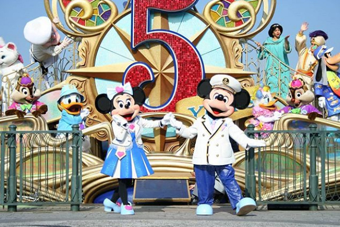 必見 ディズニーシーは年で何周年 Tdsの歴代アニバーサリーイベントまとめ 1周年 15周年まで