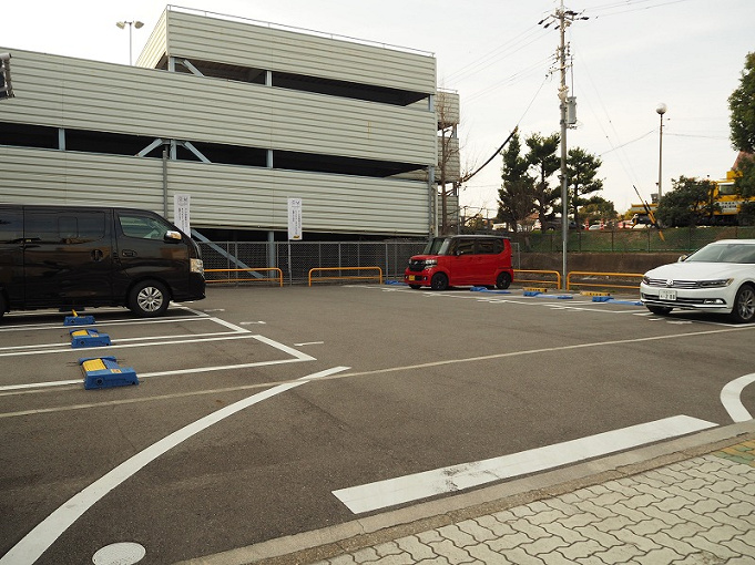 名古屋 港 水族館 駐 車場