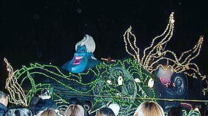 写真で振り返る ファンティリュージョン まとめ 過去のディズニーランドナイトパレード