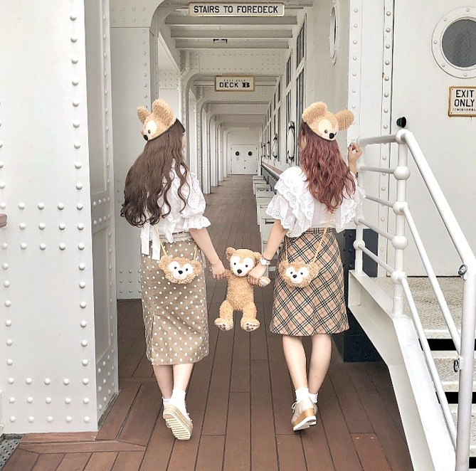 十 メディカル サスペンション ダッフィー コーデ パーカー Myshreen Com