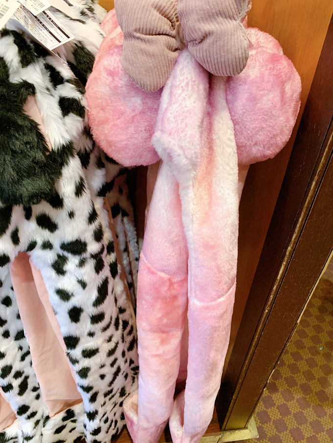 10 18発売 ディズニー新作マフラー4選 ニック ジュディ プーさん ミニーのキャラモチーフデザイン