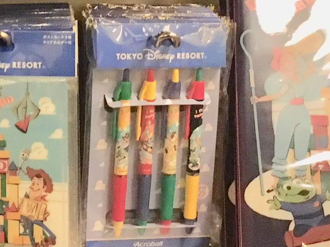 ディズニーランド シー トイ ストーリーグッズ46選 人気のお土産まとめ 販売場所も