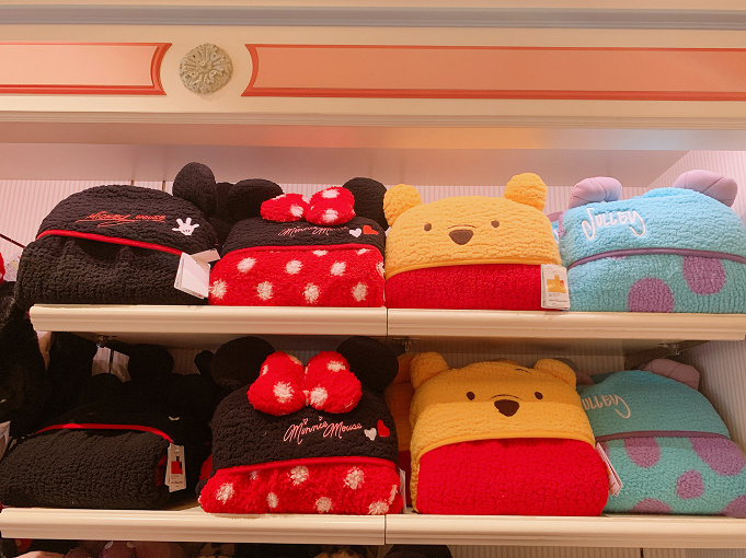 必見 ディズニーランドにベビーカーは持ち込める メリット デメリットまとめ レンタル方法や注意点も