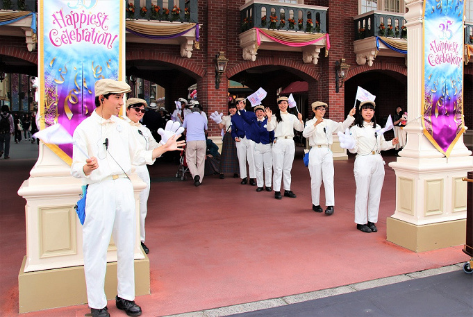 必見 東京ディズニーリゾートでアルバイトがしたい キャストならではのルール 特典まとめ