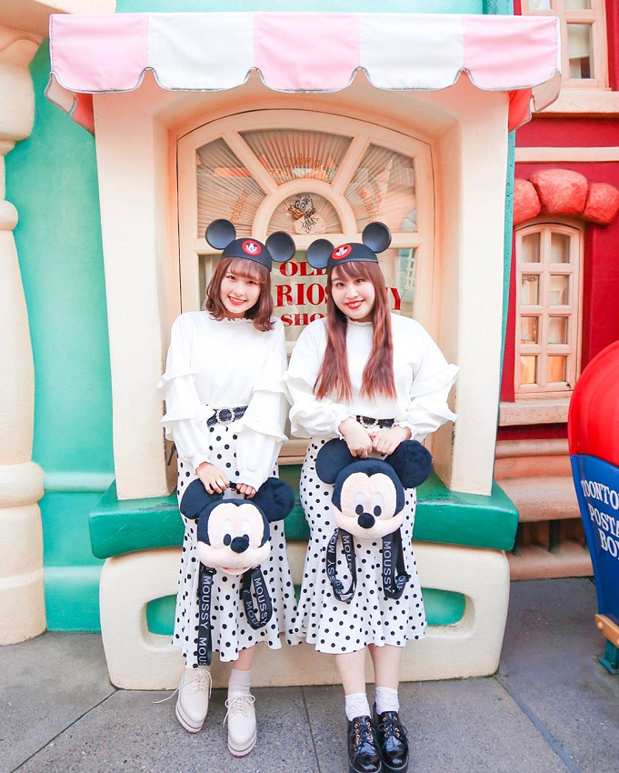 かわいい ディズニーランドのインスタ映え グッズ コーデ 写真スポット パークフードまとめ