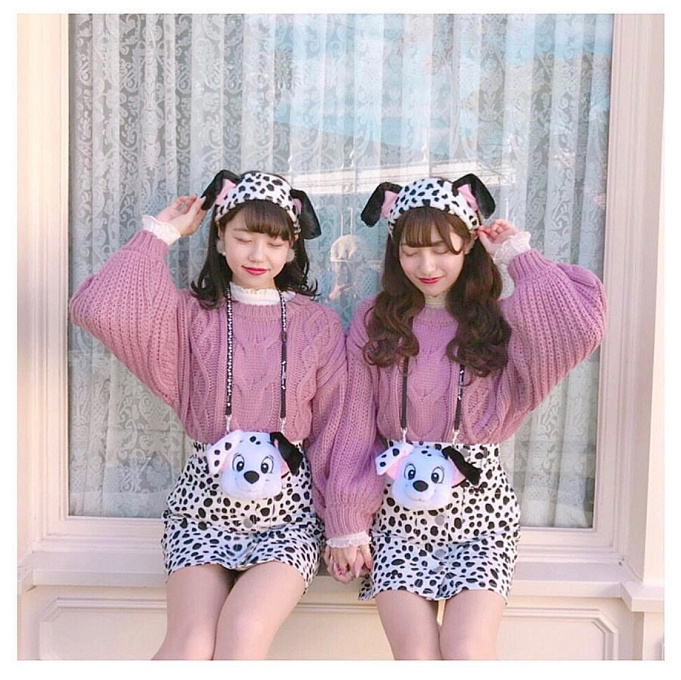 22 ディズニーヘアバンドの付け方 コーディネートまとめ キャラクター別ヘアアレンジ方法も 22 ディズニーヘアバンドの付け方 コーディネートまとめ キャラクター別ヘアアレンジ方法も