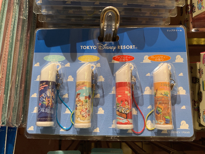 ディズニーで買えるリップ リップケースまとめ ミッキー ミニーやプリンセスデザインなど