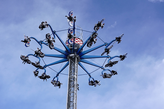 富士急ハイランド 絶叫優先券とは 値段 対象アトラクション 買い方を解説 当日スマホでも買える