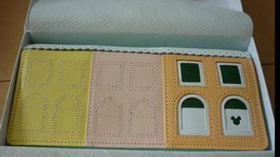 コラボも ディズニーで買える財布 コインケース12選 コラボも ディズニーで買える財布 コインケース12選