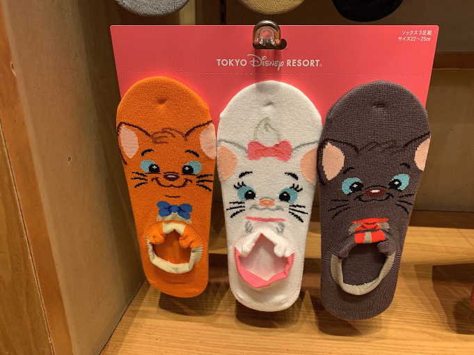 21 ディズニー靴下28選 カラフルなものからシンプルなデザインまで