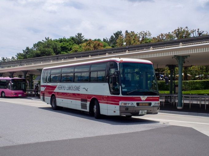 アクセス ディズニーへの行き方3選 電車 バス 車を比較 舞浜駅からランド シーへの行き方も