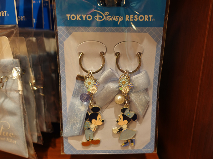 5 13発売 ディズニーしあわせのブルーグッズ15選 Disney Blue Ever After シリーズのお土産