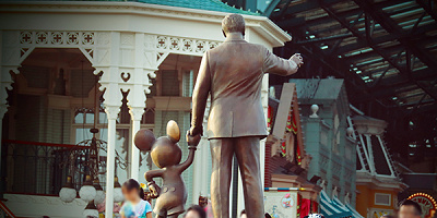 【ディズニーアカデミー】オンラインセミナーを開始!中学校向けの実習プログラム!パーク体験も可能!