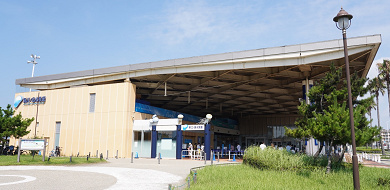 【アクセス】新江ノ島水族館（えのすい）への電車・車での行き方！最寄り駅からのルートを写真付き解説！駐車場も！