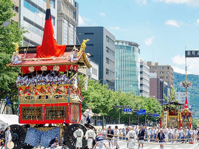 【徹底解説】京都の祇園祭を100%楽しむ方法！混雑、参加方法、見どころ、開催時期まとめ