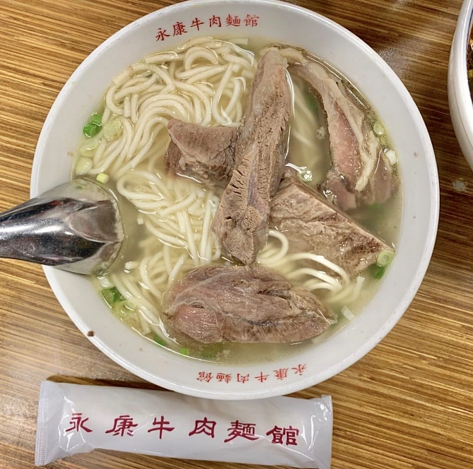清燉牛肉麺