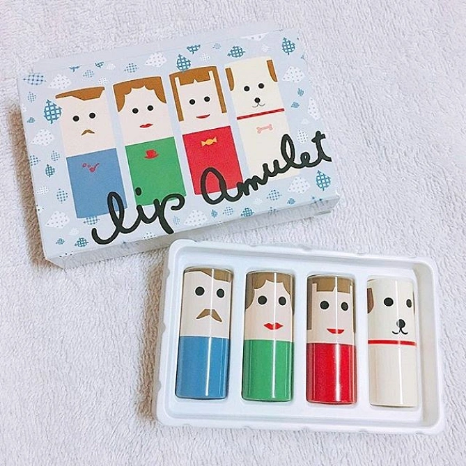 Lip Amulet