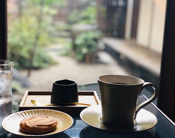 村上開新堂