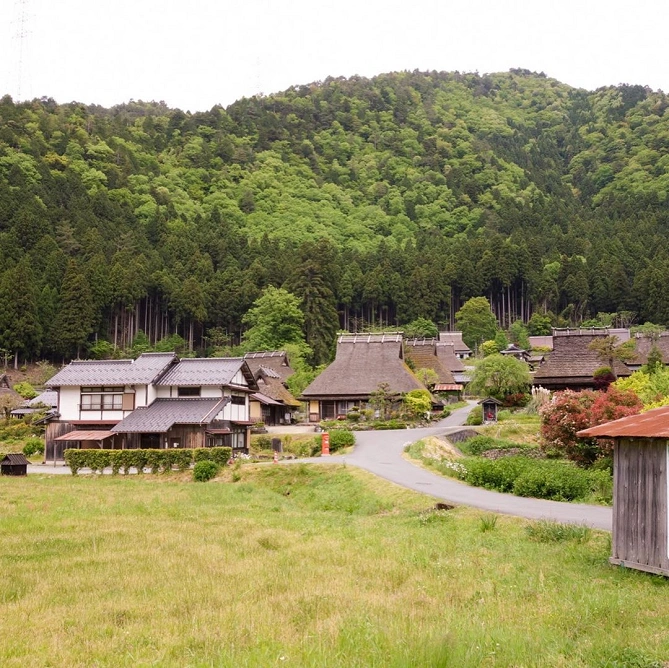 美山からぶきの里　昼