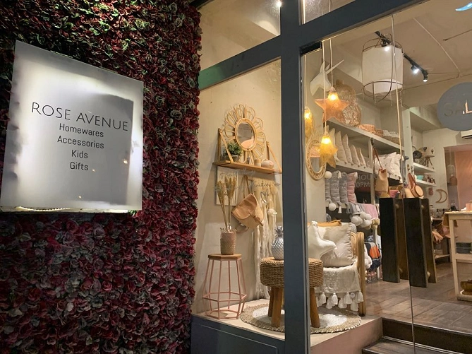 ROSE AVENUE