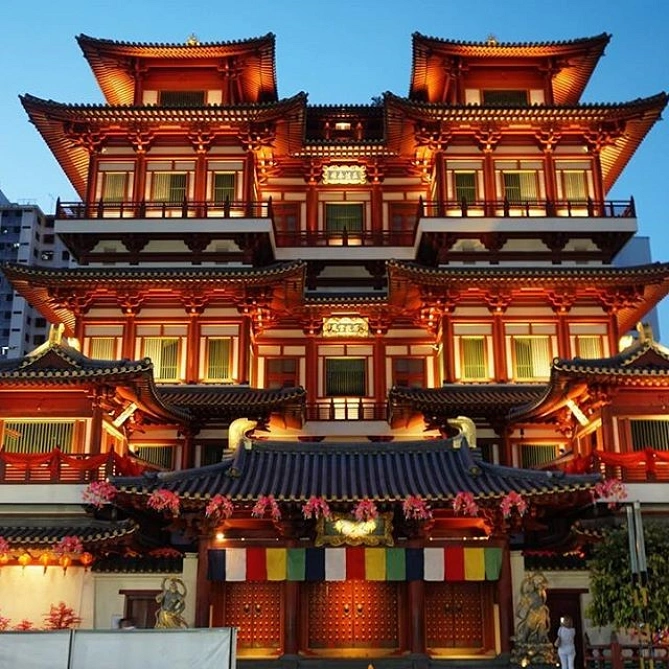 仏閣・仏牙寺