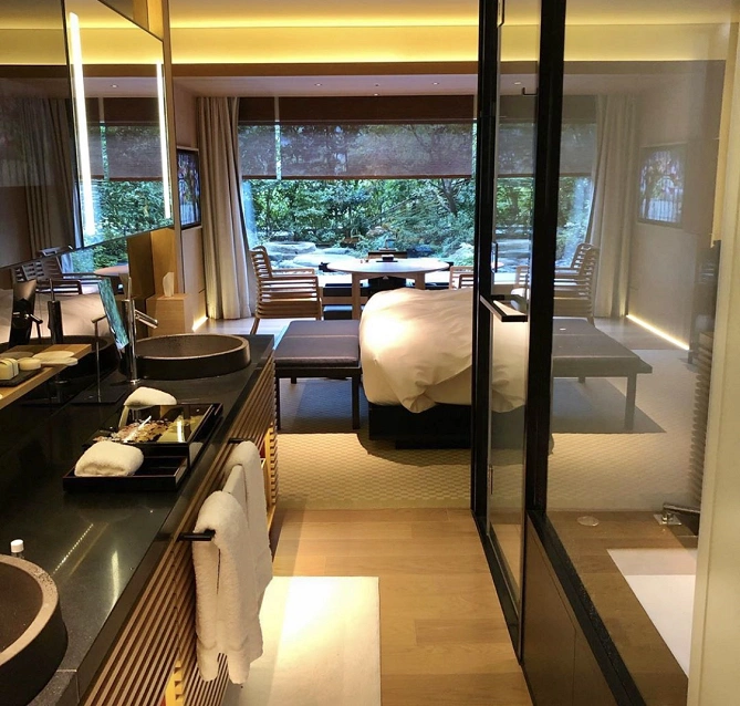 デラックスガーデン 
