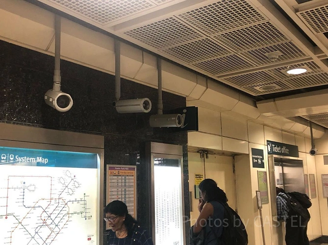 いたるところにあるCCTV（監視カメラ）