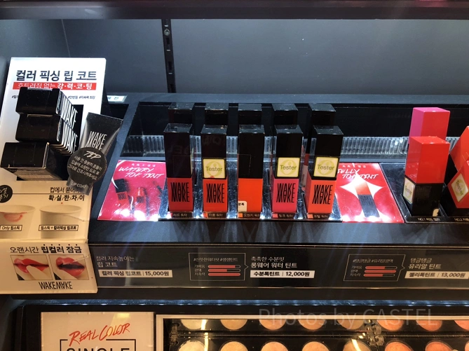 WAKE MAKEのティント