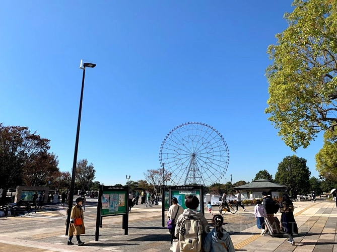 葛西臨海公園内にある観覧車