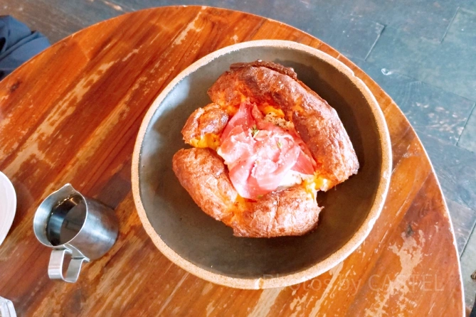 ダッチオーブンパンケーキ