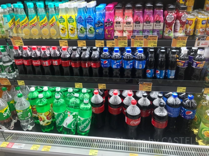マート内の飲料コーナー