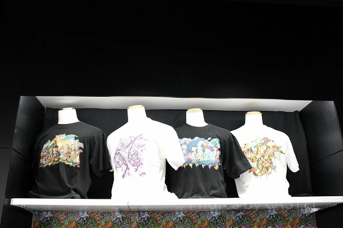 グラフィティTシャツ