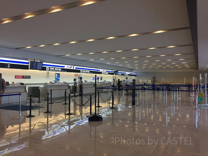 成田空港のANA出発カウンター