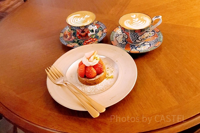 ほうじ茶ラテと季節限定スイーツ
