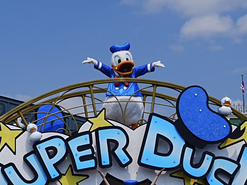 【5/29〜6/9開催】ドナルドのバースデーグリーティング情報まとめ！開催時間、ルート、登場キャラクターを解説　