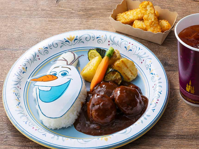 ブラウンソースのミートボールライス（ニンジン、ポテト、ズッキーニ）