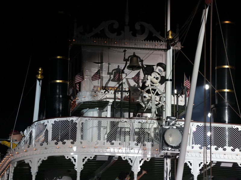 カリフォルニア・アナハイムディズニーランドリゾートのショー：ファンタズミック！