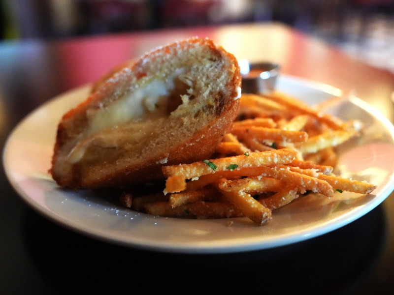 カリフォルニア・アナハイムディズニー：モンテクリスト・サンドウィッチ