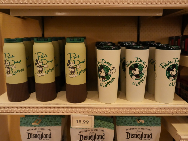 カリフォルニア・アナハイムディズニー：スタバのパーク限定タンブラー