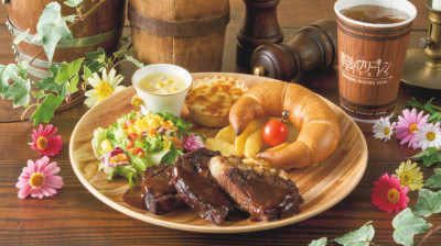 フリーレンのビーフプレート ～赤ワイン香るデミグラスソース～