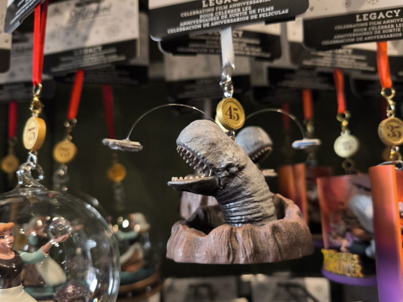 アナハイムディズニーオーナメント：モンストロ（ピノキオ）