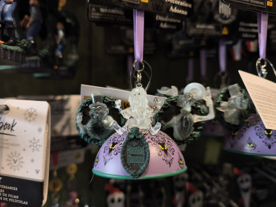 アナハイムディズニーオーナメント：ホーンテッドマンションイヤーハット型