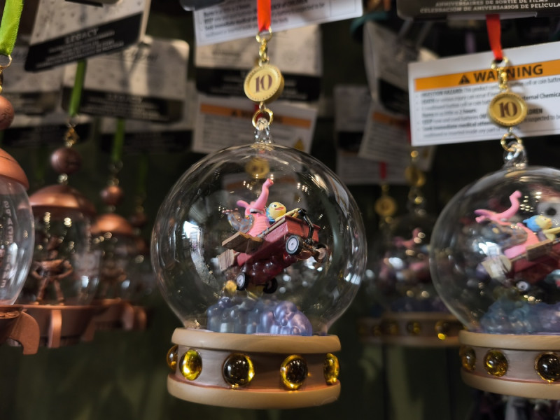 アナハイムディズニーオーナメント：ヨロコビとビンボンのスノードーム