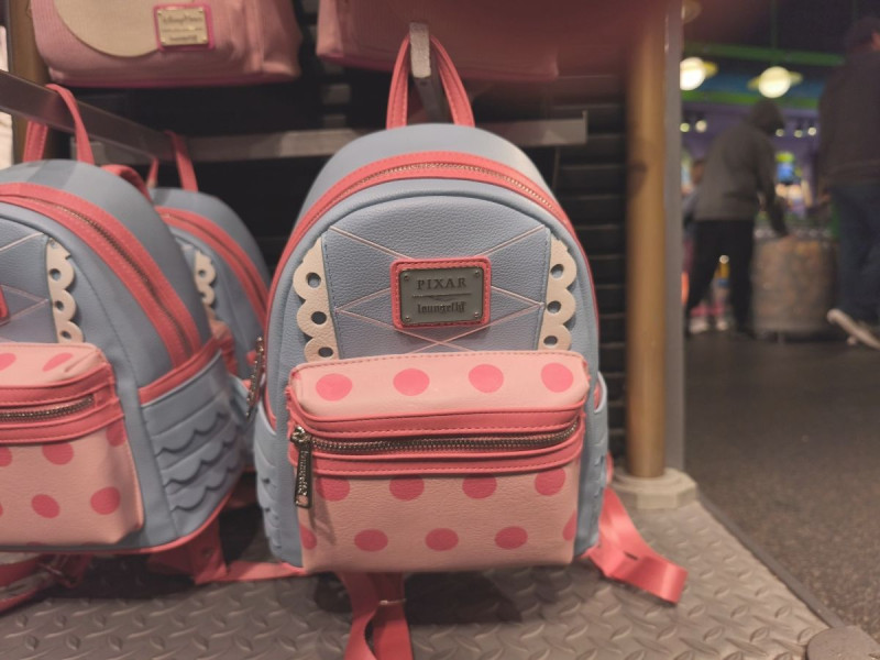 アナハイムディズニーラウンジフライ（Loungefly）：ボーピープ