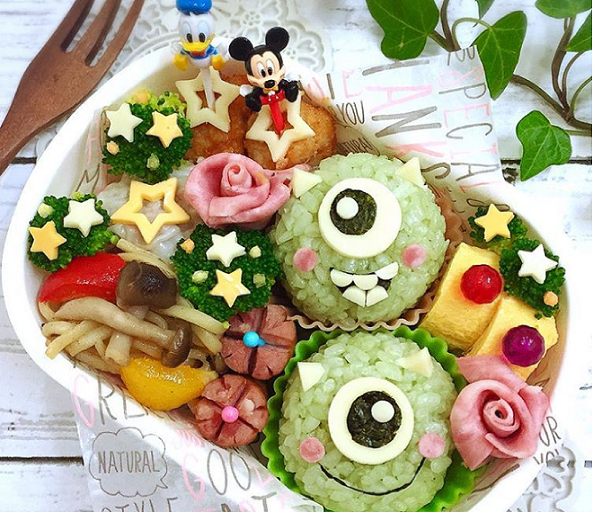 ポップでかわいいマイク弁当 キャステル Castel ディズニー情報