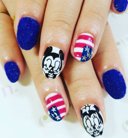 ミッキー ミニーアメリカンネイル キャステル Castel ディズニー情報
