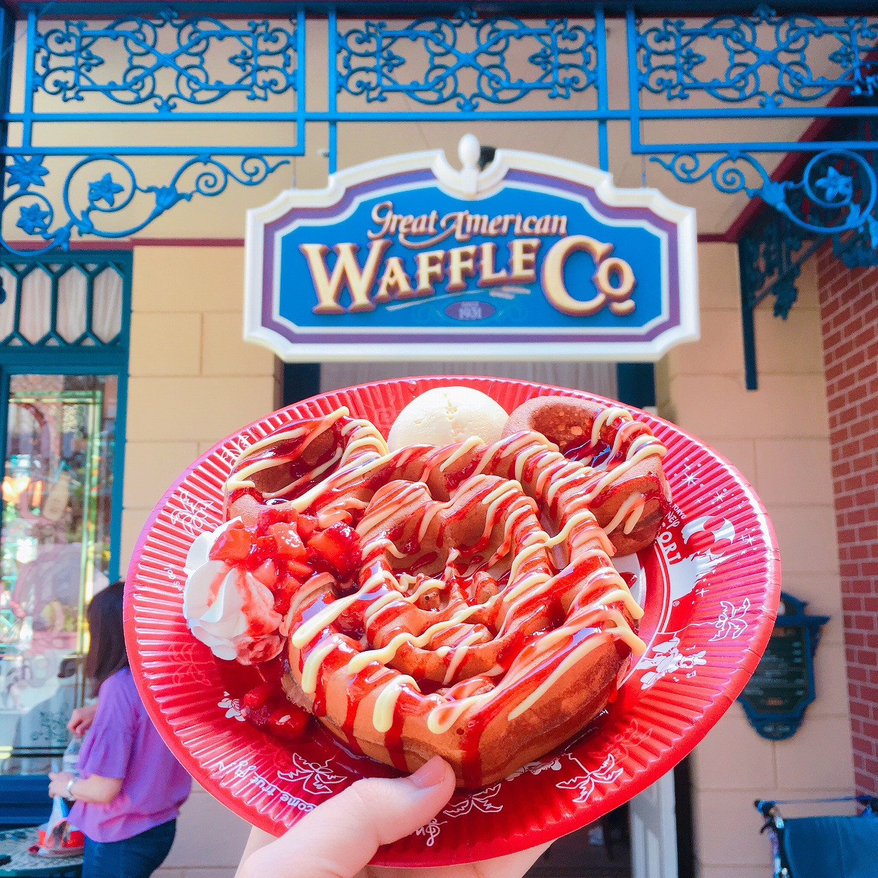 秋のディズニー おすすめの秋フードまとめ 食欲の秋にぴったりの食べ歩きフードや期間限定メニュー