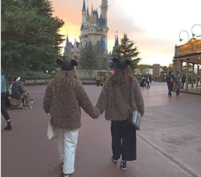 ディズニー画像ランド ラブリーディズニー 服装 12月