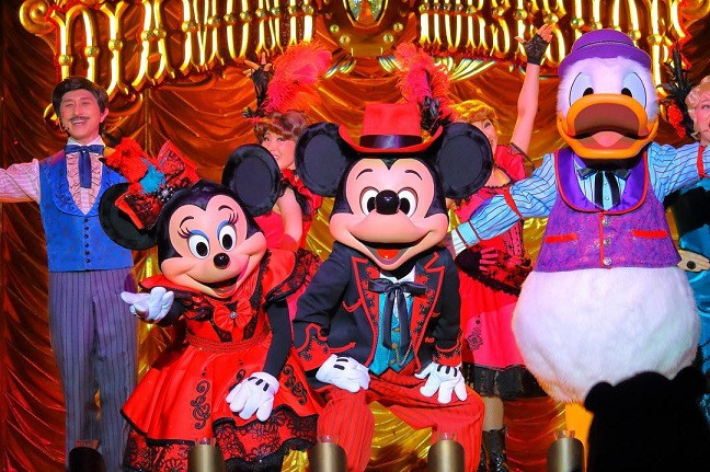 ミッキーアンドカンパニーでの一幕 キャステル Castel ディズニー情報